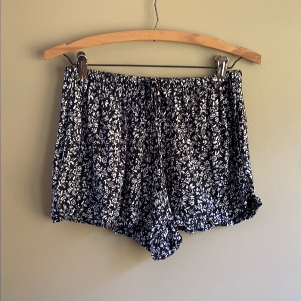 Brandy Melville shorts